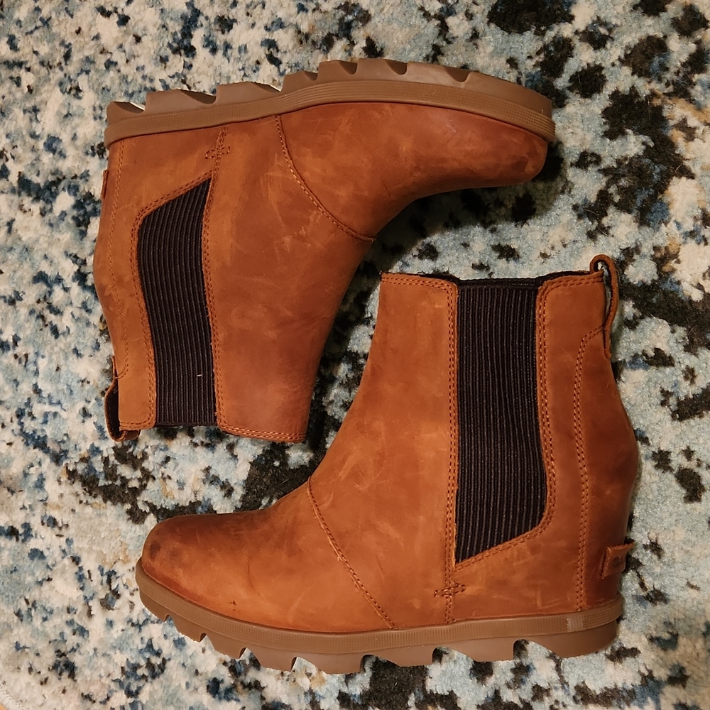 Joan of Evie Wedge Booties